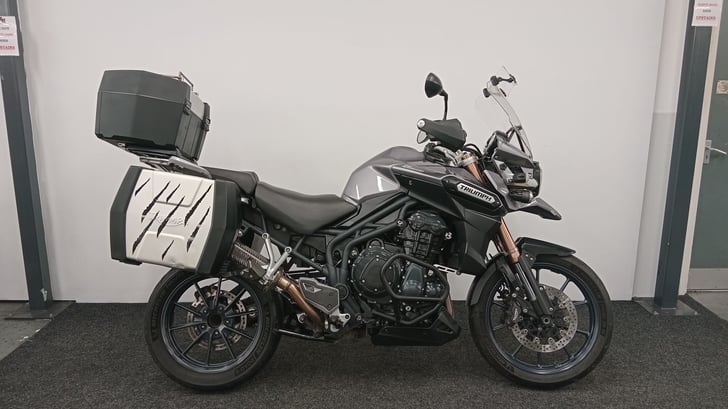 TRIUMPH TIGER EXPLORER