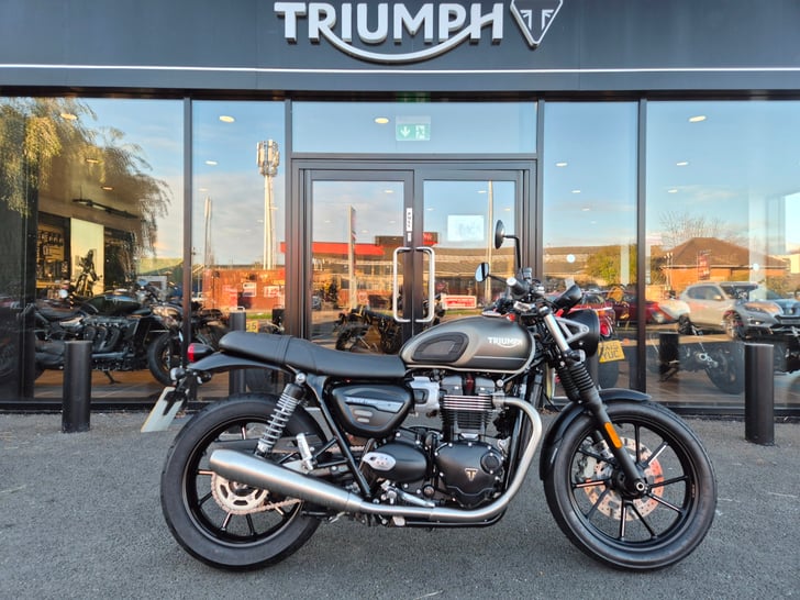 Triumph SPEED TWIN 900