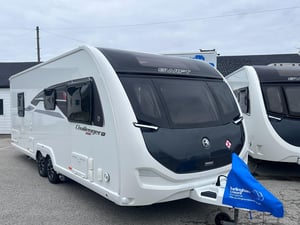 Used Swift CHALLENGER GRANDE ATC / SOLAR PANEL / L CHALLENGER GRANDE ATC / SOLAR PANEL / L for sale in Preston | Image 2