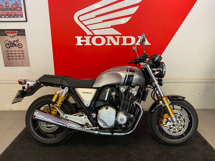 Honda CB1100 RS