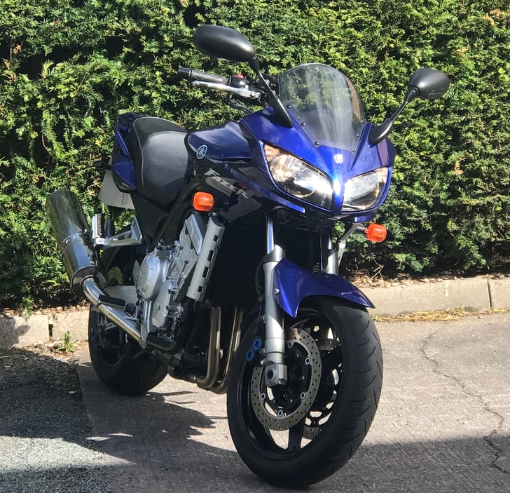 Yamaha FZS1000 FAZER
