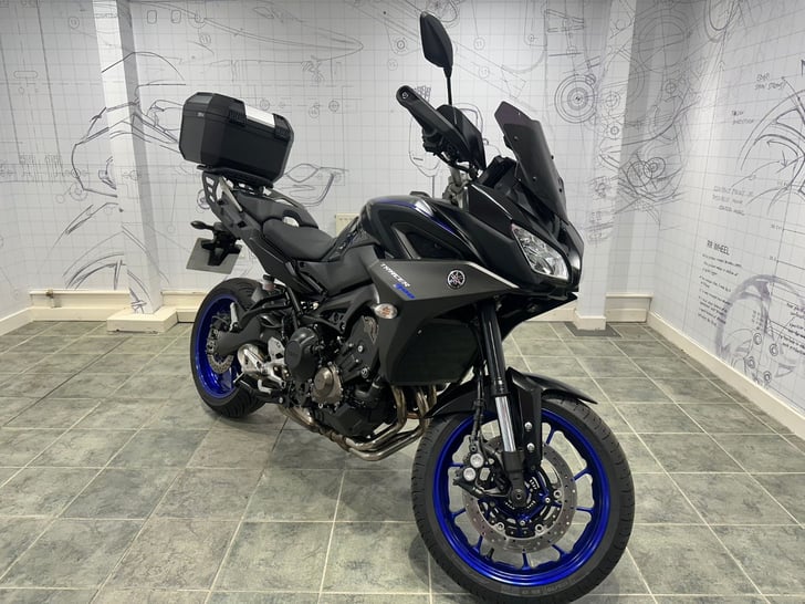 Yamaha MT-09 TRACER