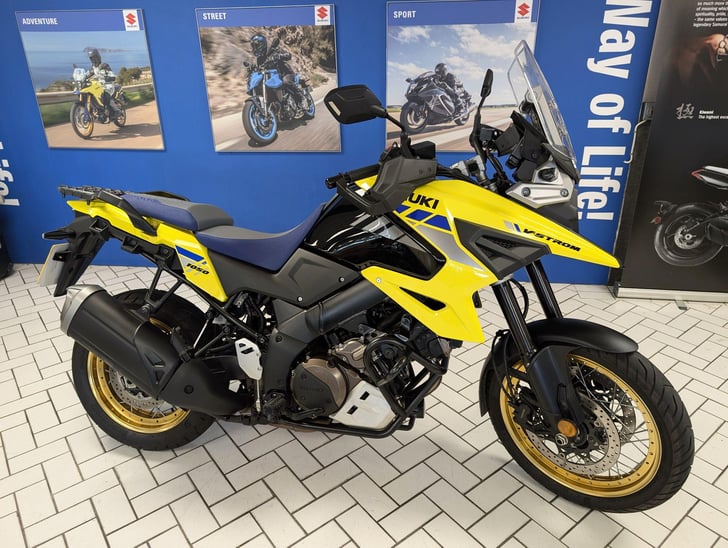 Suzuki V-STROM 1050