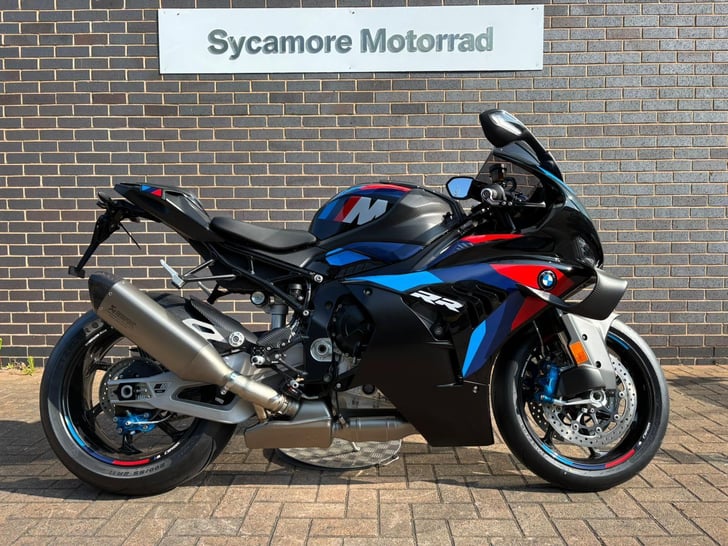 BMW M 1000 RR CLAW-SHIFTED