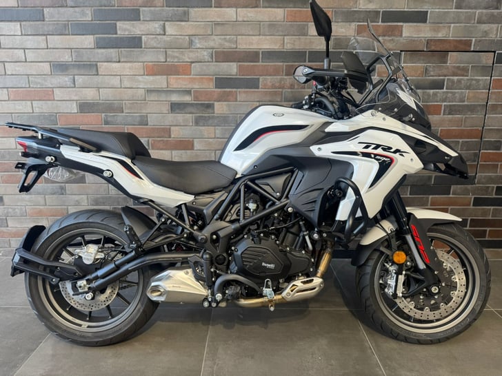 Benelli TRK 502