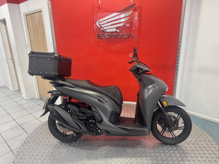 Honda SH350I