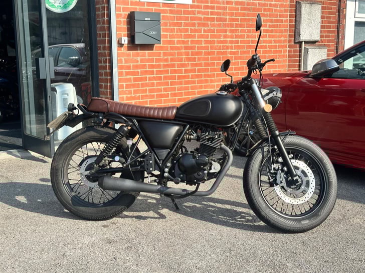 MUTT MONGREL 125