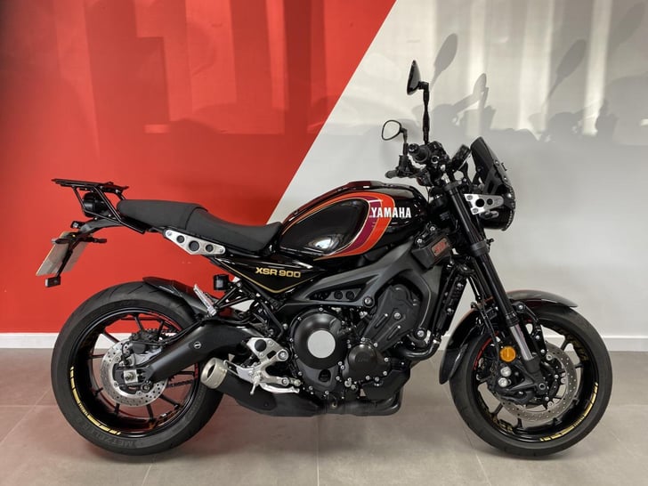 Yamaha XSR900