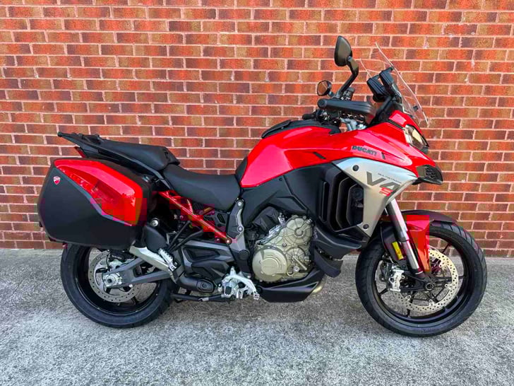 DUCATI MULTISTRADA V4S SPORT TRAVEL & RADAR FORGED RIMS 