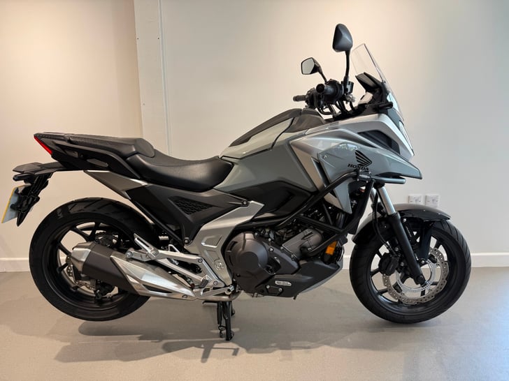 Honda NC750X DCT