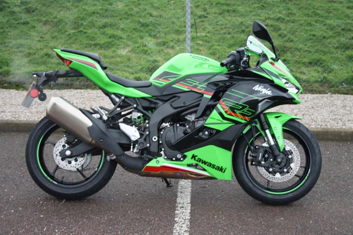 Kawasaki NINJA ZX-4RR