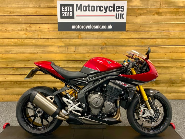 Triumph SPEED TRIPLE 1200 RR