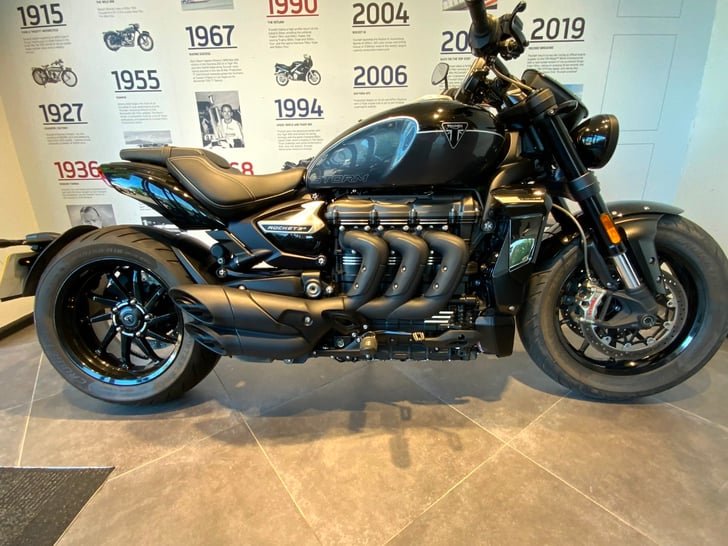 Triumph ROCKET 3 STORM R