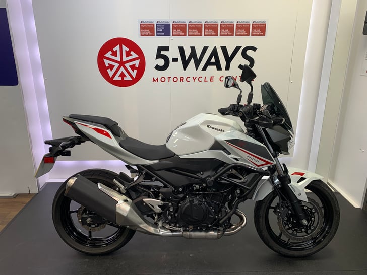 KAWASAKI Z400