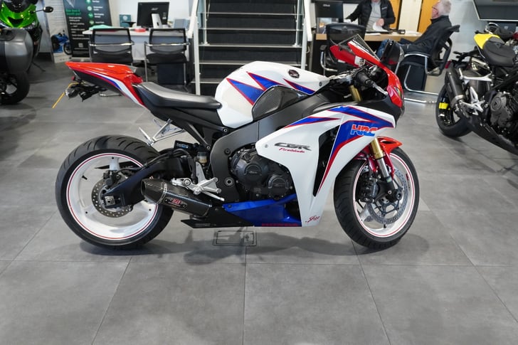 Honda CBR1000RR FIREBLADE