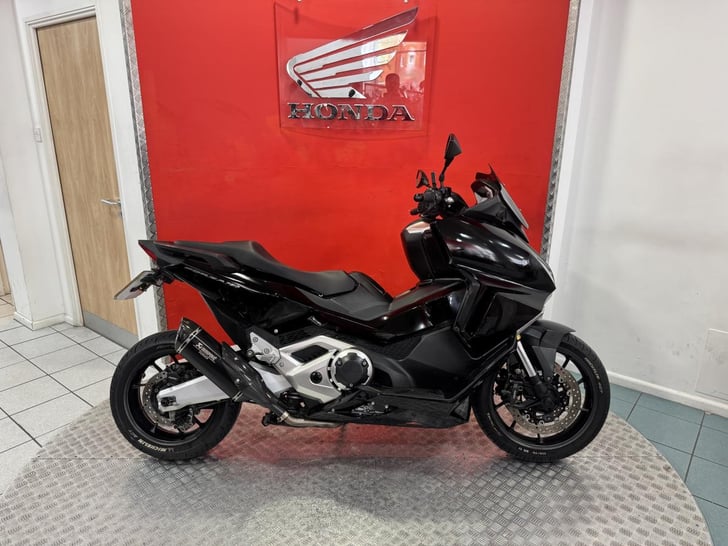 Honda NSS750 FORZA 