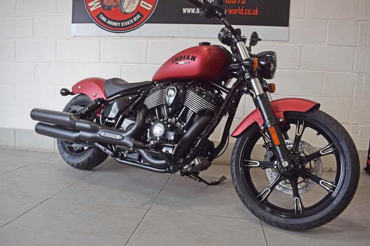 Indian Motorcycle CHIEF DARK HORSE