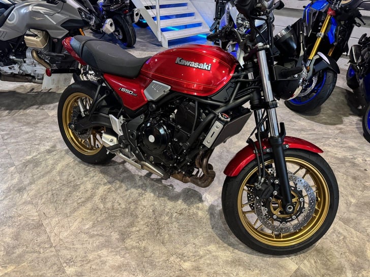 Kawasaki Z650 RS 650 MODERN CLASSIC
