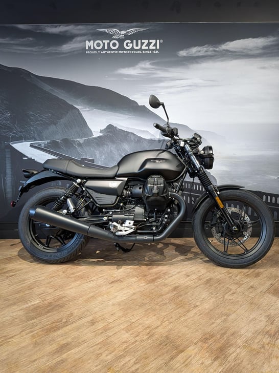 Moto Guzzi V7 853 STONE