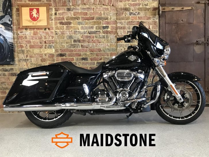 Harley-Davidson STREET GLIDE SPECIAL 21 