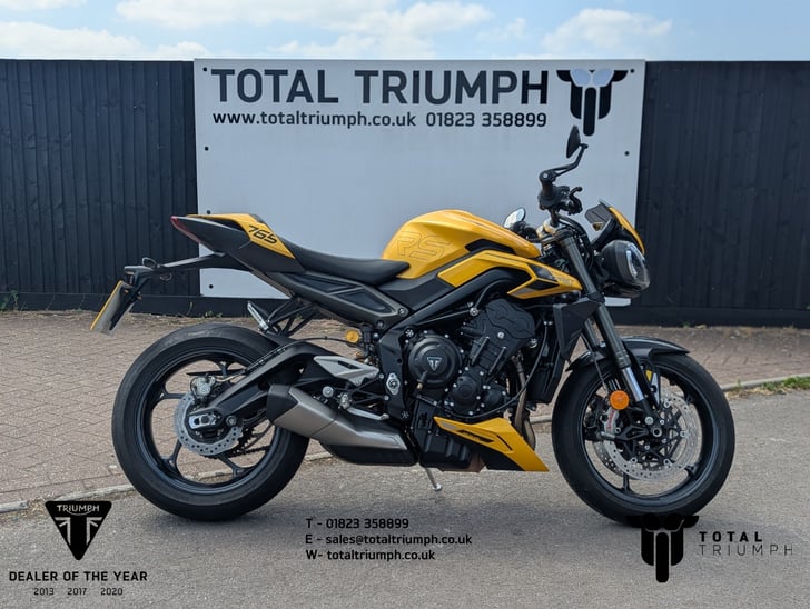 TRIUMPH STREET TRIPLE 765 RS
