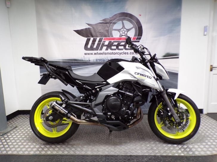 CFMOTO 650NK