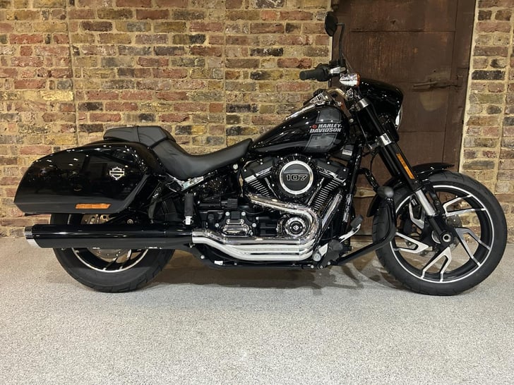 Harley-Davidson SOFTAIL FLSB SPORT GILDE
