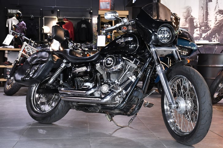 Harley-Davidson DYNA FXDC SUPER GLIDE CUSTOM