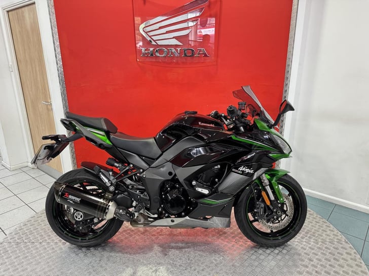 Kawasaki NINJA 1000 SX PERFORMANCE