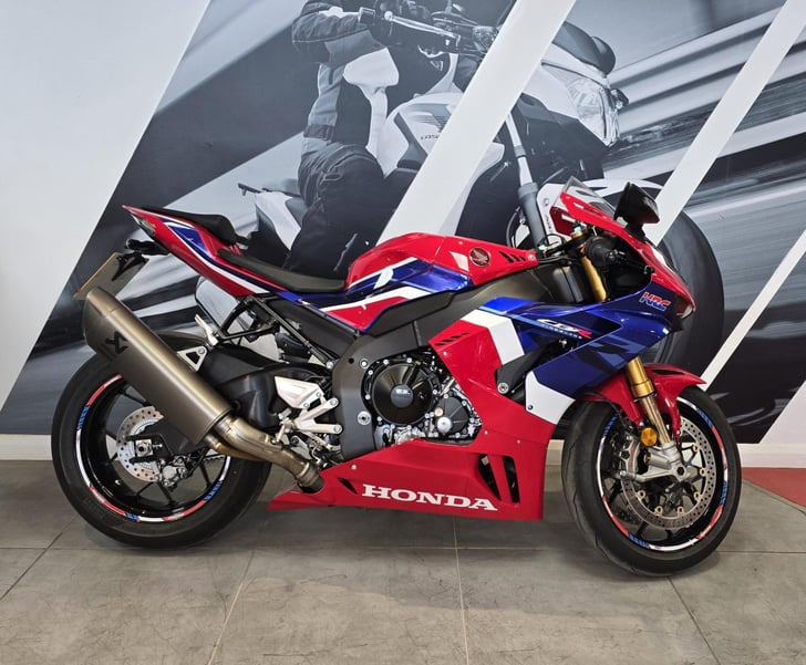 HONDA CBR1000RR SP 