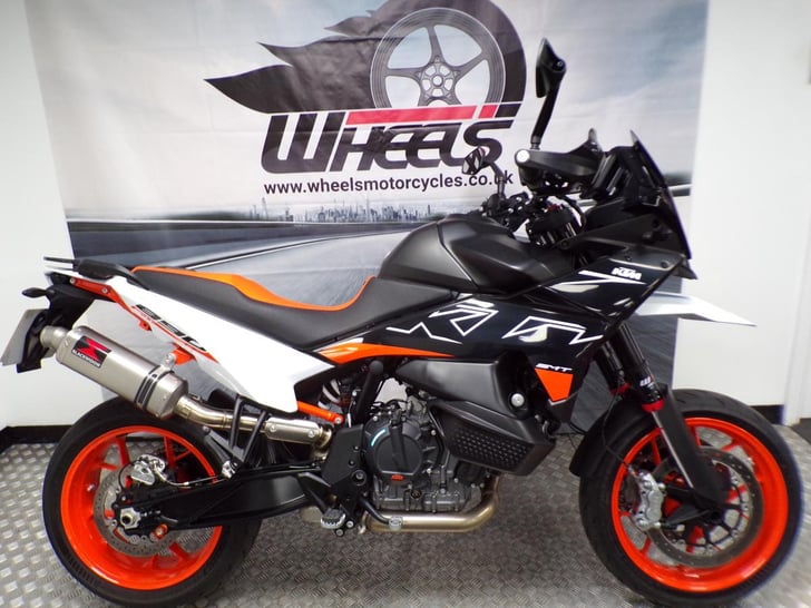 KTM 890 SMT