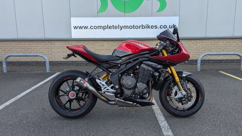 Used Triumph SPEED TRIPLE 1200 RR SPEED TRIPLE 1200 RR for sale in Staverton