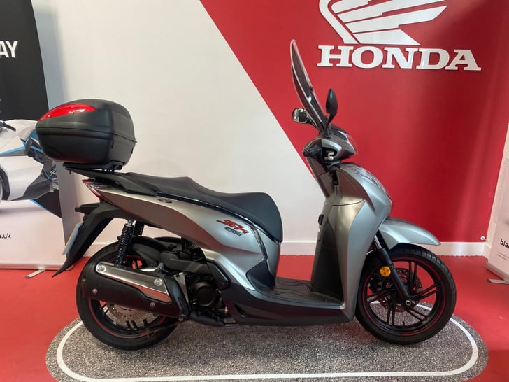 Honda SH300I