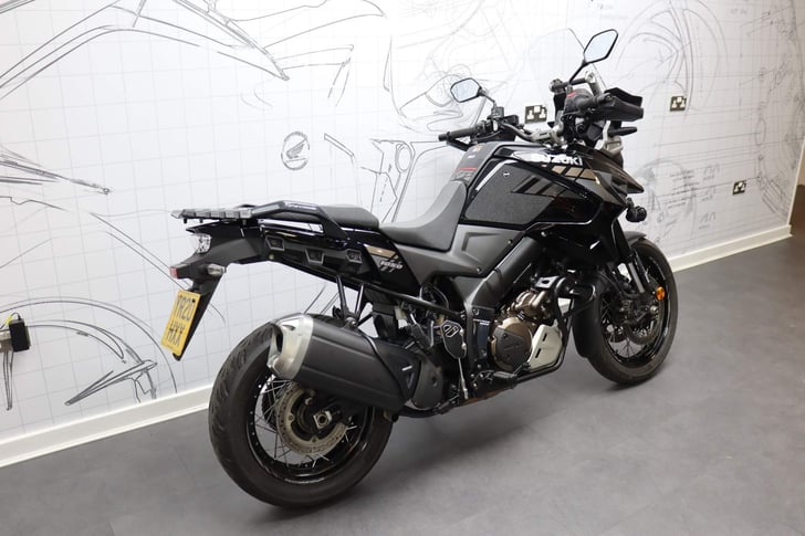 Suzuki V-STROM 1050