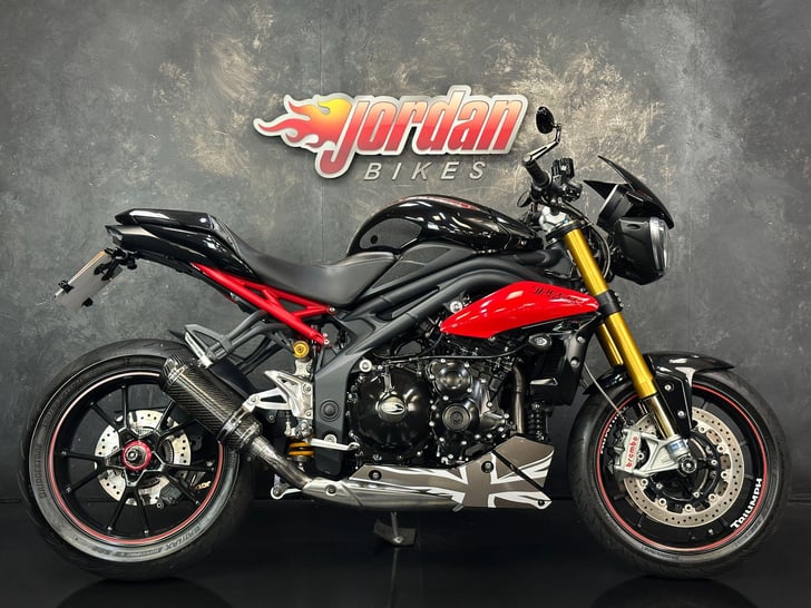 Triumph SPEED TRIPLE 1050 R ABS X RING
