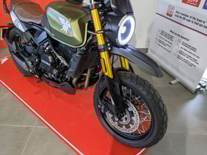 Used Moto Morini SEIEMMEZZO SCR SEIEMMEZZO SCR for sale in Newcastle-under-Lyme | Image 2