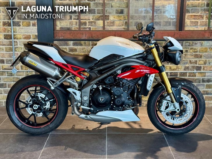 Triumph SPEED TRIPLE 1050 R 
