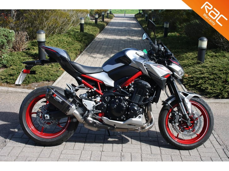 Kawasaki Z900 PERFORMANCE