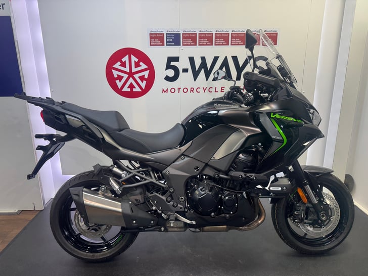 Kawasaki VERSYS 1100 GRAND TOURER