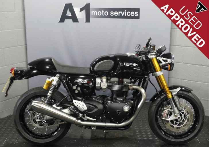 TRIUMPH THRUXTON RS