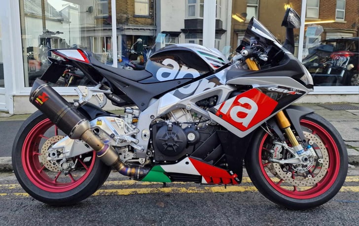 Aprilia RSV4 1000 RF