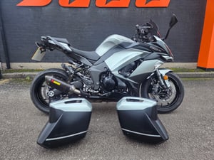 Used Kawasaki Z1000SX PERFORMANCE TOURER Z1000SX PERFORMANCE TOURER for sale in Nottingham | Image 2