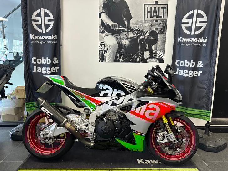 Aprilia RSV4 1000 RF