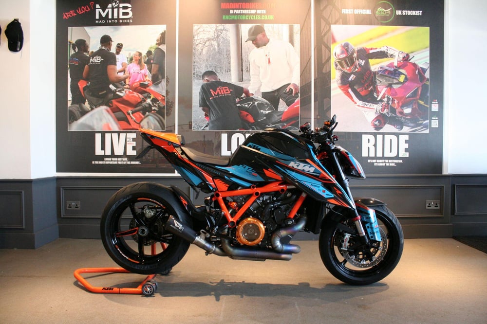 Used KTM 1290 SUPER DUKE R 1290 SUPER DUKE R 1290 for sale in Watford
