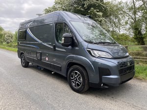 Used Elddis AUTOQUEST CV20 AUTOQUEST CV20 for sale in Wythall | Image 2