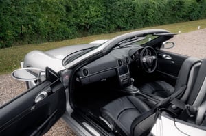 Used Porsche BOXSTER BOXSTER 3.2 987 S TIPTRONIC S 2DR for sale in Chesterfield | Image 2