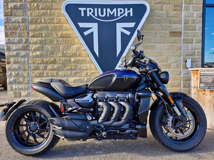 Triumph ROCKET 3 STORM R