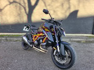 Used KTM 1390 SUPER DUKE R EVO 1390 SUPER DUKE R EVO for sale in Nottingham | Image 3