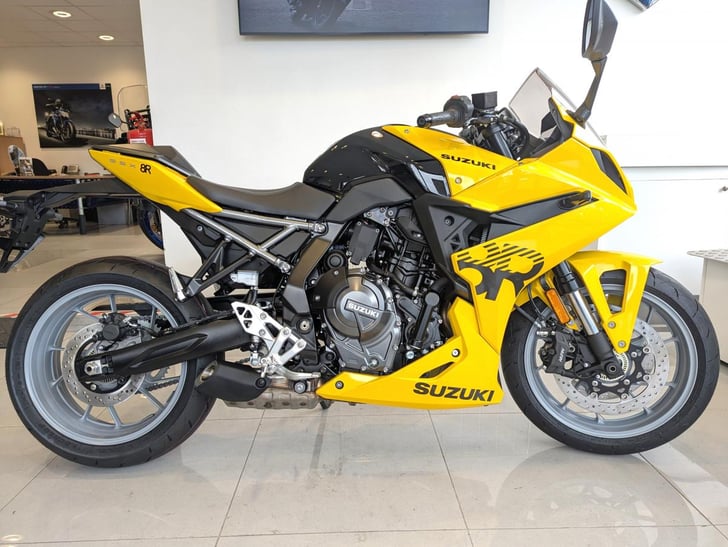Suzuki GSX-8R KIIRO