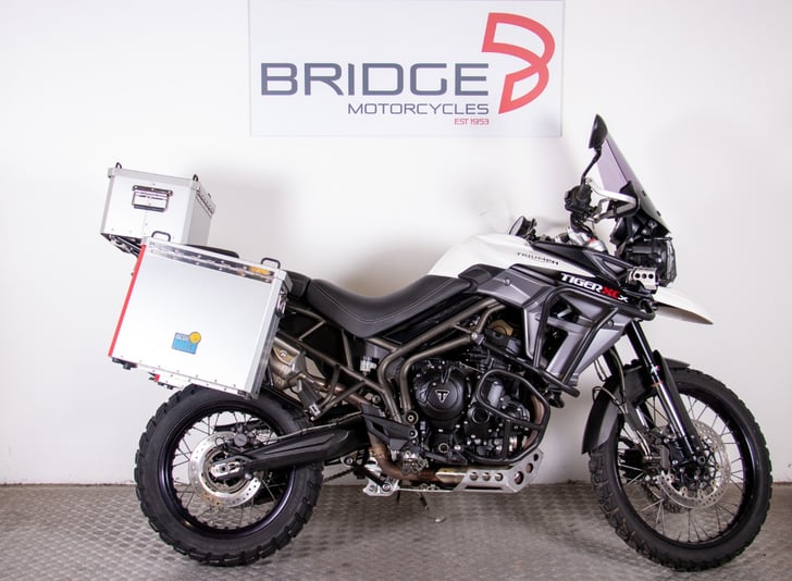 Triumph TIGER 800 XCX